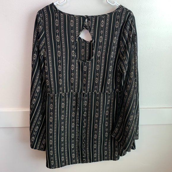 My Story Black & Cream Cold Shoulder Long Sleeve Blouse - Picture 2 of 9